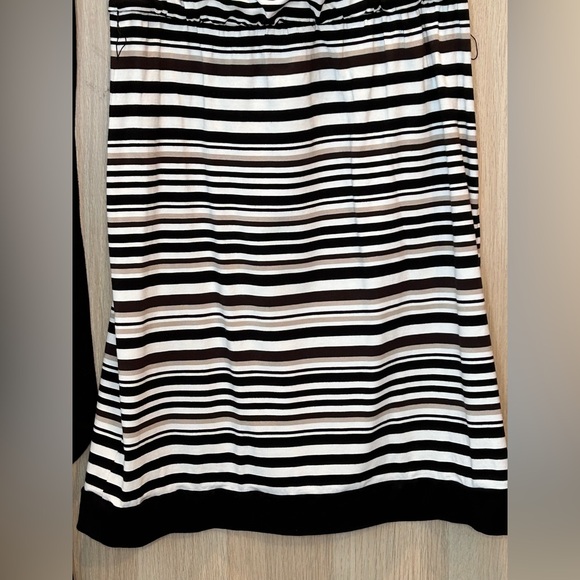 White House Black Market Striped Strapless Stretch Fabric Dress Size XXS - Picture 9 of 11